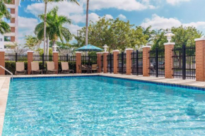  Hyatt Place Fort Lauderdale Airport/Cruise Port  Дания Бич